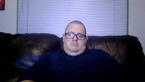 Snapshot of creeeping_death chatting on 02-19-25, 11:38 The hopeless romantic online show from 02-19-25, 11:38