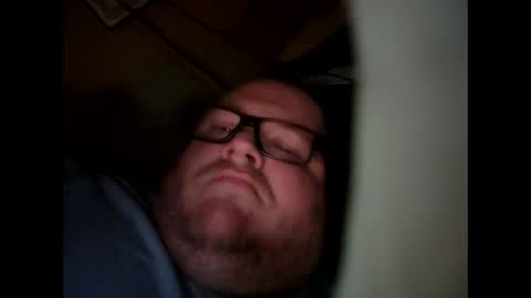 Snapshot of creeeping_death chatting on 02-26-25, 04:24 The hopeless romantic online show from 02-26-25, 04:24