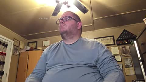 Snapshot of creeeping_death chatting on 03-07-25, 10:24 The hopeless romantic online show from 03-07-25, 10:24