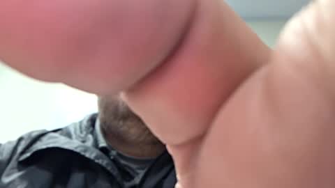 Snapshot of creeeping_death chatting on 03-08-25, 04:01 The hopeless romantic online show from 03-08-25, 04:01