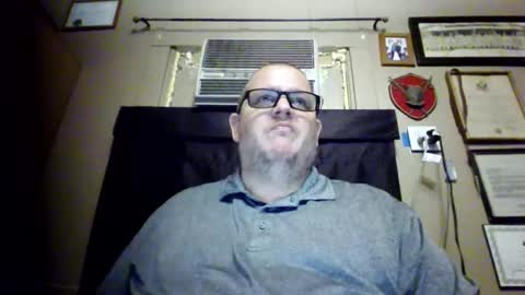 Snapshot of creeeping_death chatting on 09-26-25, 07:12 The hopeless romantic online show from 09-26-25, 07:12