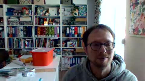 Snapshot of creloxp chatting on 02-18-25, 08:27 creloxp online show from 02-18-25, 08:27