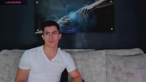 Snapshot of crhistian1_ chatting on 12-29-24, 01:13 CRHISTIAN online show from 12-29-24, 01:13