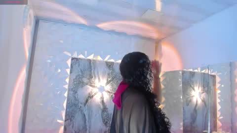 criiis_laurens online show from 10-04-25, 09:18