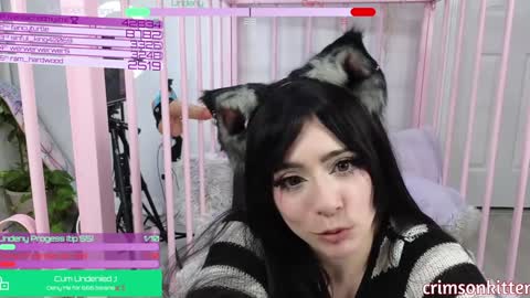 Snapshot of crimsonkitten chatting on 01-04-25, 11:11 Crimson Kitten online show from 01-04-25, 11:11