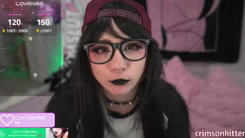 Snapshot of crimsonkitten chatting on 03-08-25, 10:32 Crimson Kitten online show from 03-08-25, 10:32