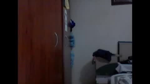 cris2428 online show from 01-17-25, 01:04