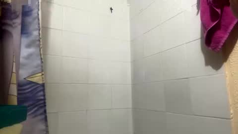 cris2428 online show from 01-20-25, 03:15