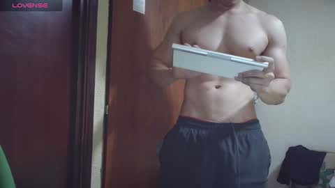 cris2428 online show from 10-31-25, 04:02