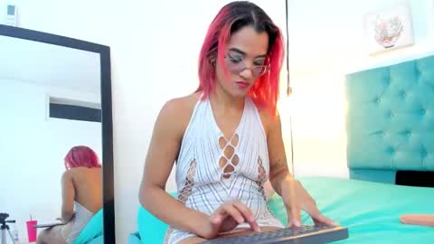 Snapshot of cris_dulce chatting on 10-13-25, 06:41 cris_dulce online show from 10-13-25, 06:41