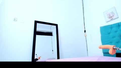 Snapshot of cris_dulce chatting on 11-20-25, 04:18 cris_dulce online show from 11-20-25, 04:18