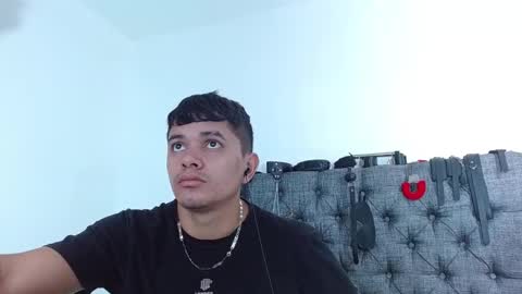 Snapshot of crisandmery chatting on 02-26-25, 02:57 CRISANDMERY online show from 02-26-25, 02:57