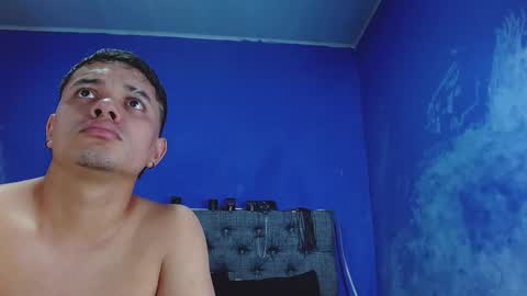 Snapshot of crisandmery chatting on 09-12-25, 04:34 CRISANDMERY online show from 09-12-25, 04:34