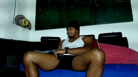 Snapshot of criss1964 chatting on 01-21-25, 02:33 yereimis y jaider  online show from 01-21-25, 02:33