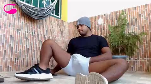 Snapshot of criss1964 chatting on 02-23-25, 06:45 yereimis y jaider  online show from 02-23-25, 06:45