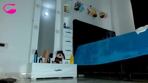 Snapshot of criss1964 chatting on 02-25-25, 05:36 yereimis y jaider  online show from 02-25-25, 05:36