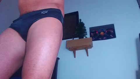 Snapshot of criss__tom chatting on 12-22-24, 02:06 Cristopher online show from 12-22-24, 02:06