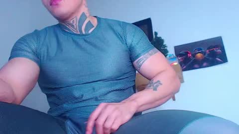 Snapshot of criss__tom chatting on 02-07-25, 02:29 Cristopher online show from 02-07-25, 02:29