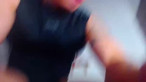 Snapshot of criss__tom chatting on 10-20-25, 12:00 Cristopher online show from 10-20-25, 12:00