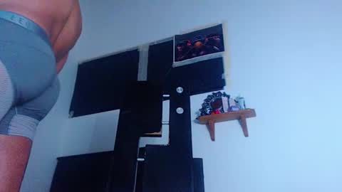 Snapshot of criss__tom chatting on 11-05-25, 02:00 Cristopher online show from 11-05-25, 02:00