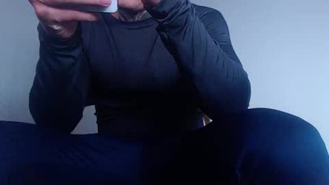 Snapshot of criss__tom chatting on 11-21-25, 02:10 Cristopher online show from 11-21-25, 02:10