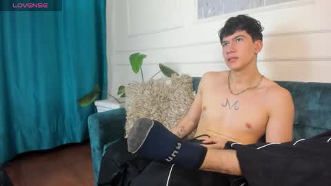 Cris online show from 03-13-26, 02:40