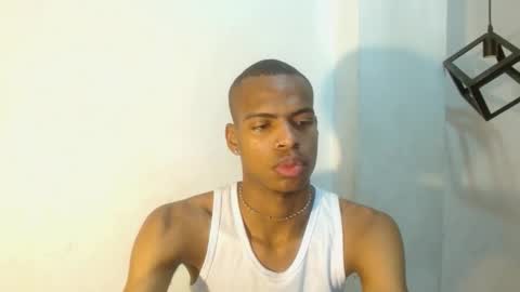 criss_zuri online show from 10-04-25, 11:30