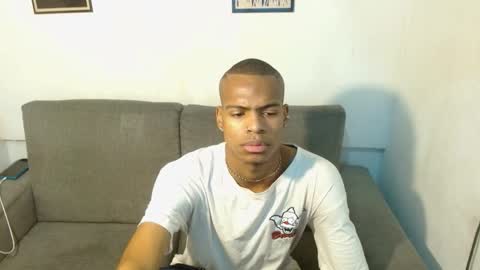 criss_zuri online show from 10-06-25, 11:51