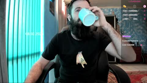 Snapshot of crissstud chatting on 02-08-25, 06:54 Criss online show from 02-08-25, 06:54