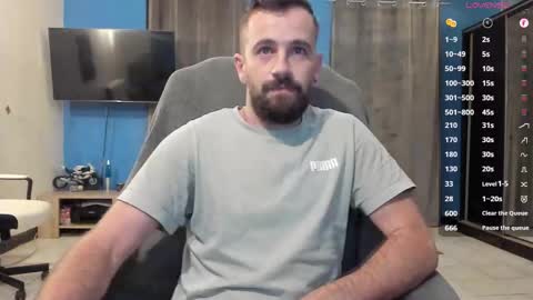 Snapshot of crissstud chatting on 12-16-25, 03:11 Criss online show from 12-16-25, 03:11