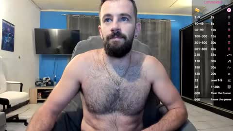 Snapshot of crissstud chatting on 12-22-25, 05:26 Criss online show from 12-22-25, 05:26