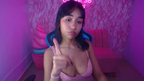 Snapshot of cristal1_ch chatting on 09-29-25, 10:25 cristal1_ch online show from 09-29-25, 10:25