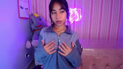 Snapshot of cristal1_ch chatting on 10-07-25, 10:56 cristal1_ch online show from 10-07-25, 10:56