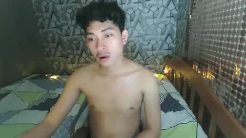 cristal1xox online show from 12-19-25, 11:28