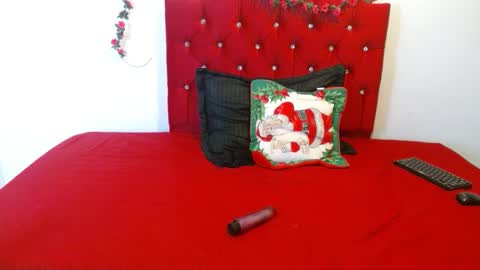 Snapshot of cristal541658 chatting on 12-04-25, 04:48 cristal541658 online show from 12-04-25, 04:48