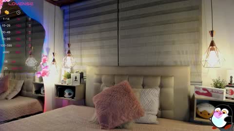 Snapshot of cristal__hot_1 chatting on 11-11-25, 04:34 Cristal online show from 11-11-25, 04:34