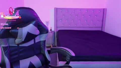  Alejandra from Wednesday to Saturday from 1000 pm to 400 am Colombian hour online show from 01-09-26, 04:26