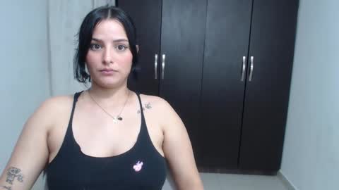 Snapshot of cristal_hot07 chatting on 01-29-25, 05:30 Cristal online show from 01-29-25, 05:30