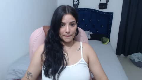 Snapshot of cristal_hot07 chatting on 02-22-25, 07:34 Cristal online show from 02-22-25, 07:34