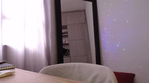 Snapshot of cristal_sexyboobs_ chatting on 01-31-25, 06:14 Cristal  online show from 01-31-25, 06:14