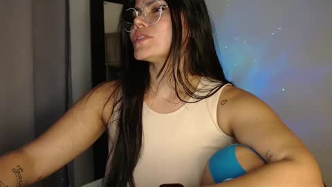 Snapshot of cristal_sexyboobs_ chatting on 02-14-25, 04:37 Cristal  online show from 02-14-25, 04:37