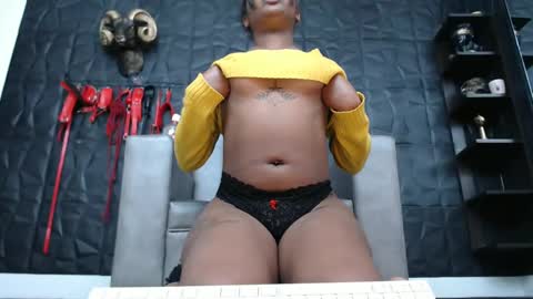 Hanna  online show from 02-23-25, 08:06