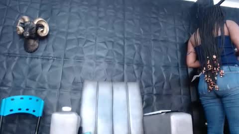 Hanna  online show from 10-05-25, 12:14