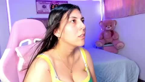 Snapshot of cristal_smith20 chatting on 07-25-26, 08:39 cristal_smith20 online show from 07-25-26, 08:39