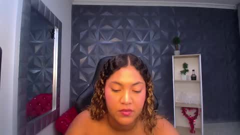 Cristal online show from 12-21-25, 11:01