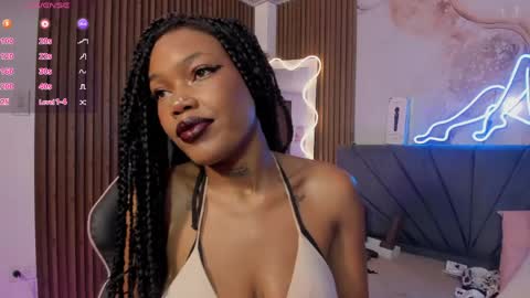Snapshot of cristalbroke_tay chatting on 05-29-26, 07:56 Crystalbroke online show from 05-29-26, 07:56
