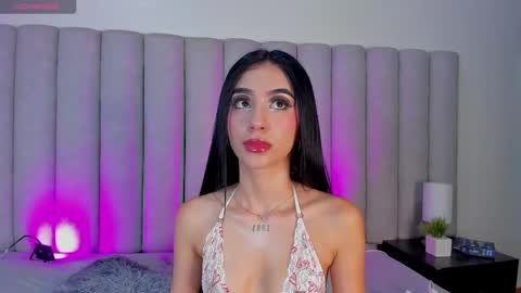 Nicole  Connection time 220pm-910pmCol online show from 03-03-25, 07:39