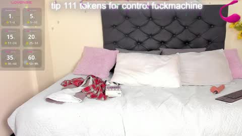 cristale69 online show from 04-24-26, 07:05