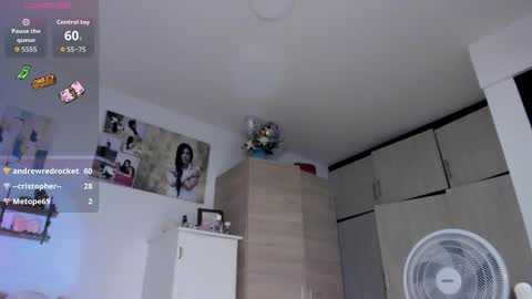 Snapshot of cristalmunez chatting on 11-08-25, 03:12 cristal online show from 11-08-25, 03:12