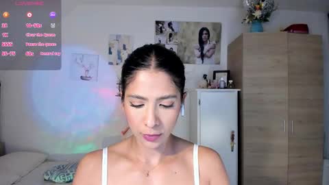 Snapshot of cristalmunez chatting on 11-16-25, 05:07 cristal online show from 11-16-25, 05:07